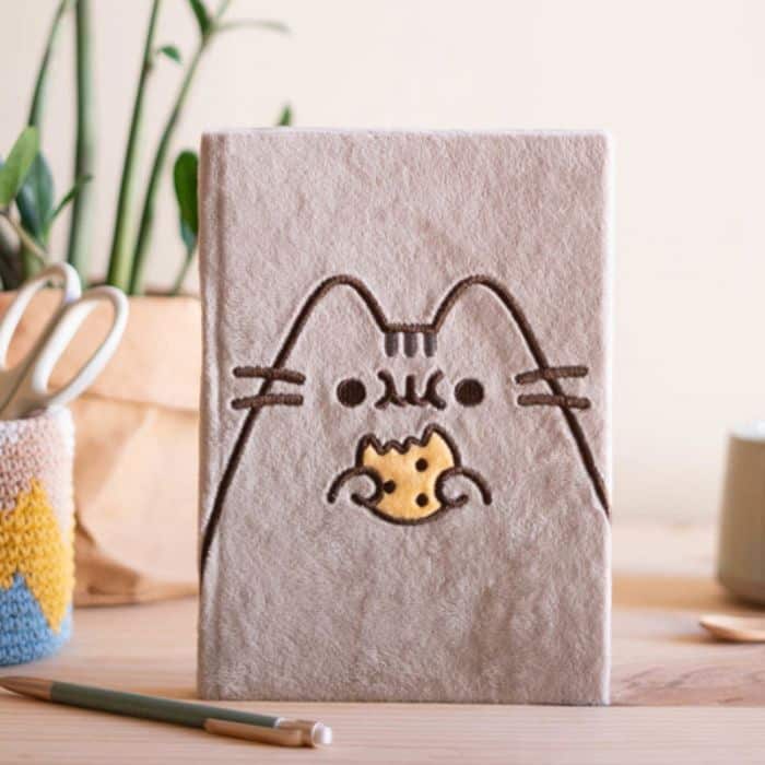 Cuaderno Pusheen Kawaii Felpa A5