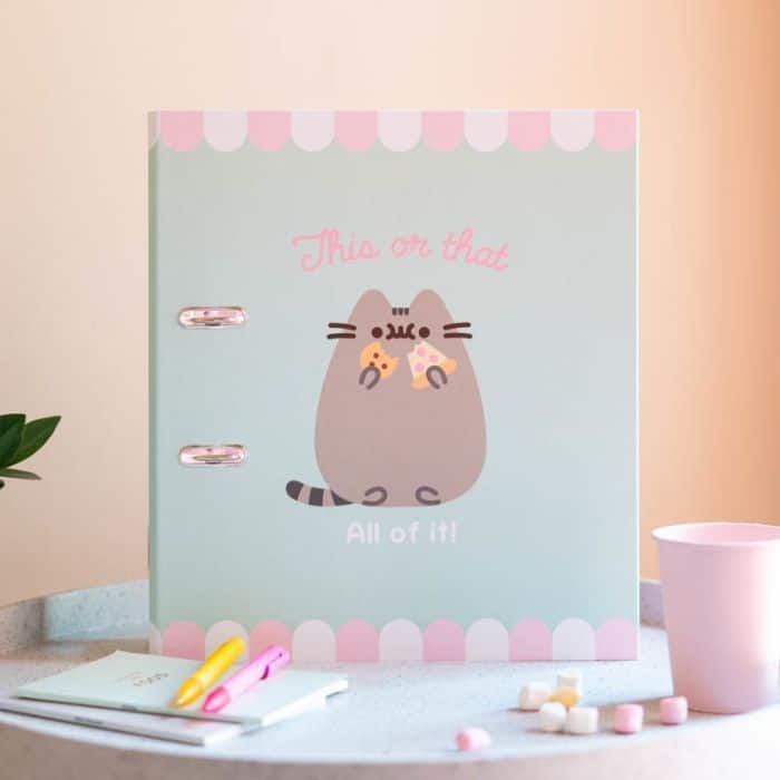 Archivador Pusheen con compresor