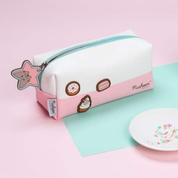 Neceser Pusheen