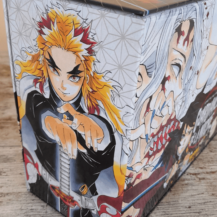 Manga Guardianes de la noche Serie Completa (Edición Especial Limitada) 4 Manga Guardianes de la noche Serie Completa (Edición Especial Limitada) - Imagen 4